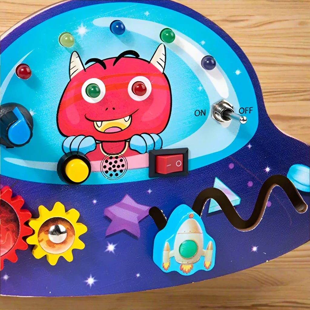Tableau Montessori - BusyBoardCircuit™ - OVNI - Mamanternelle